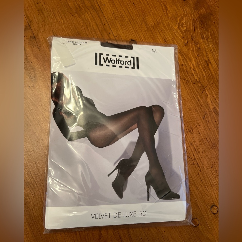 Wolford Velvet De Luxe 50 Tights in Coca